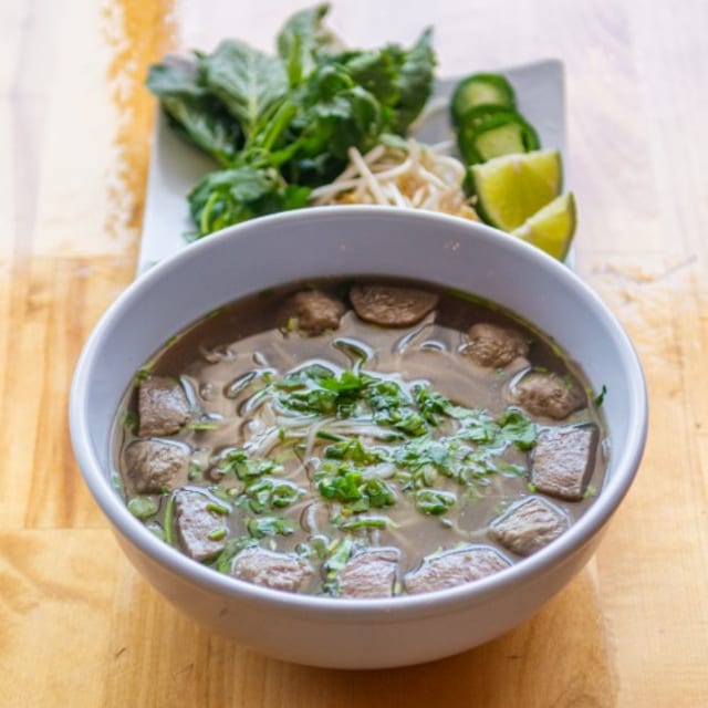 Beef Meatball Noodle Soup | Phở Bò Viên.