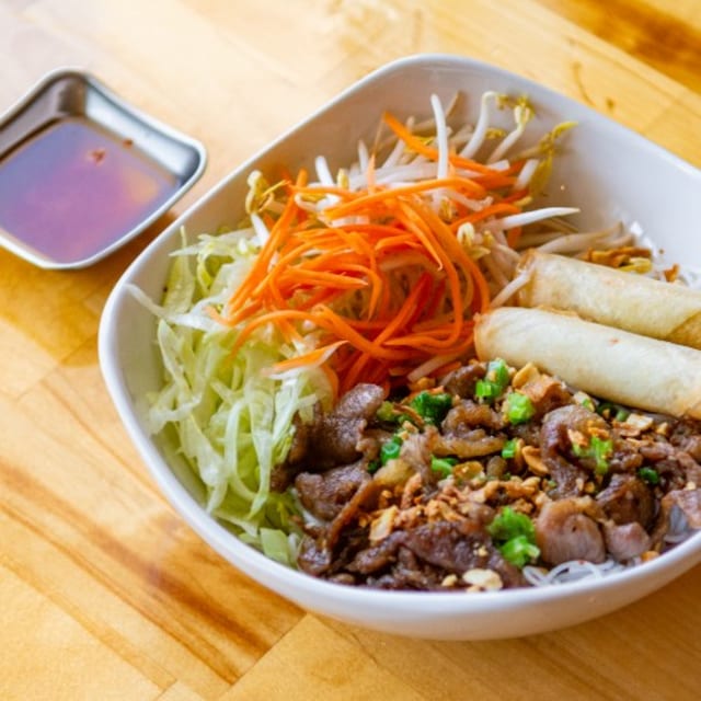 Charbroiled Pork Vermicelli with Egg Rolls | Bún Thit Nuróng Chá Giò.