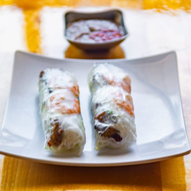 Cali Kitchen Spring Rolls | Gỏi Cuốn Tôm Thịt Nướng.