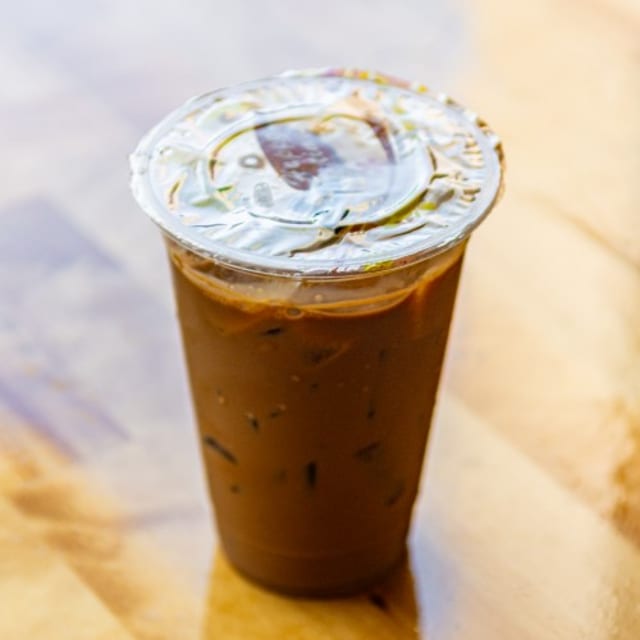 Vietnamese Iced Milk Coffee | Cà Phê Sữa Đá.