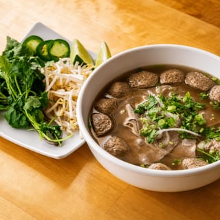 Cali Kitchen Beef Noodle Soup | Pho Cali
