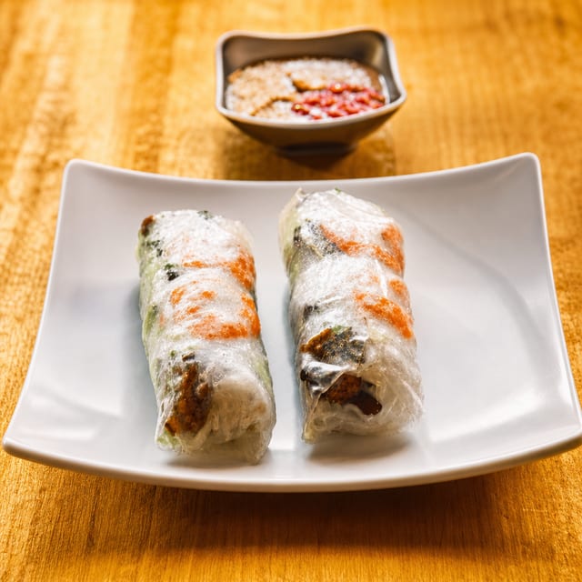 Cali Kitchen Spring Rolls | Gỏi Cuốn Tôm Thịt Nướng.